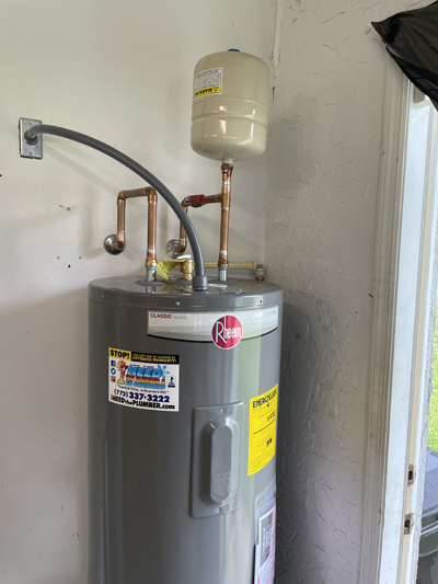 New water heater installed by plumbers in port st lucie